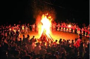 海坪彝族火把節 海坪彝族火把節