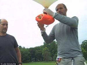 蓋斯布勒將氣象氣球發射升空