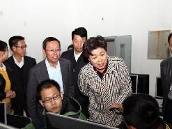 市長陶淑菊深入市職業學院調研指導工作