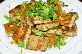 煎臭豆腐 煎臭豆腐