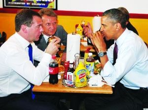 歐巴馬請梅德韋傑夫在華盛頓市郊一家漢堡店用餐