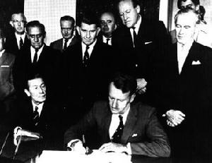 伊恩·道格拉斯·史密斯