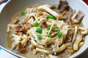 雙菇肉絲 雙菇肉絲