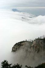 嵩縣白雲山風光