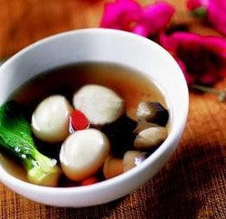 田七紅花煮鴿蛋 田七紅花煮鴿蛋