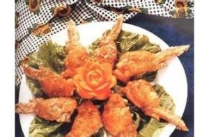 炸珍珠雞翼 炸珍珠雞翼