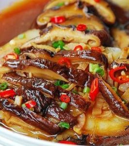 香菇火腿蒸鰵魚 香菇火腿蒸鰵魚