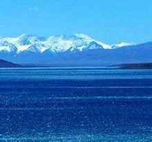 當惹雍錯的波光粼粼