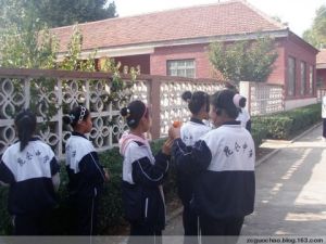 淄川區崑崙中學