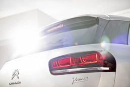 東風雪鐵龍新畢卡索 東風雪鐵龍新畢卡索