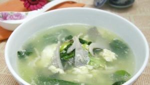 平菇雞蛋湯 平菇雞蛋湯