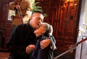 《英雄祭》劇照