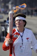 捷列什科娃參加北京奧運會火炬傳遞