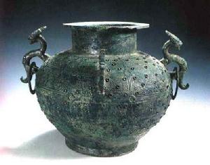 絛索紋獸耳銅罍 絛索紋獸耳銅罍