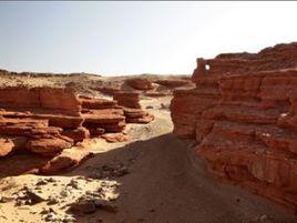 敖倫布拉格大峽谷