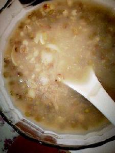 綠豆薏米湯 綠豆薏米湯