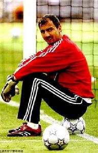 喬治·班克斯 喬治·班克斯