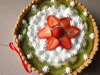 草莓裱花蛋糕
