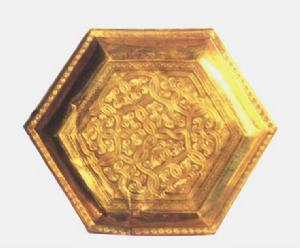 連鎖紋六角金盤