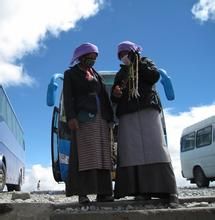 高寒服飾 高寒服飾