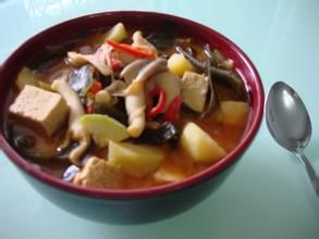 豆腐雜菇大醬湯 豆腐雜菇大醬湯