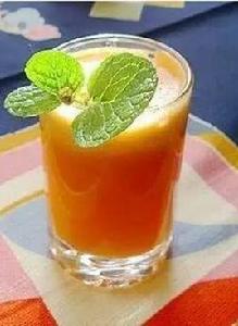 土豆紅蘿蔔汁 土豆紅蘿蔔汁