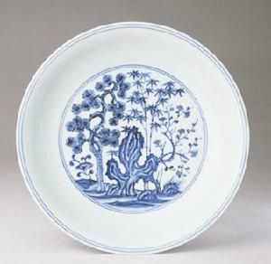 明宣德青花松竹梅紋盤 明宣德青花松竹梅紋盤