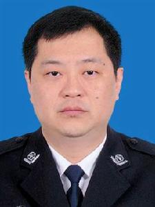 王峰[四川省廣安市副市長、市公安局局長]