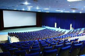 和平影城的影廳