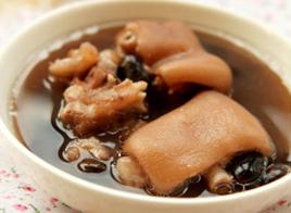 豬蹄黑豆湯 豬蹄黑豆湯
