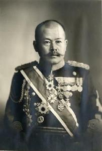 町田經宇