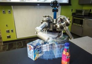 自主機器人管家