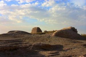 拉依蘇烽燧遺址 拉依蘇烽燧遺址