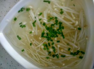 金針菇湯 金針菇湯