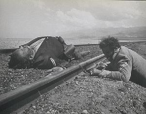 《黃金三鏢客》