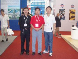 在國際鋼管展會中