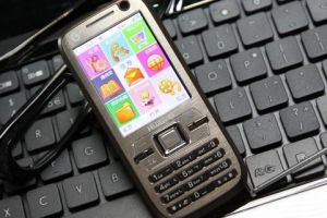 2.4英寸QVGA解析度TFT螢幕