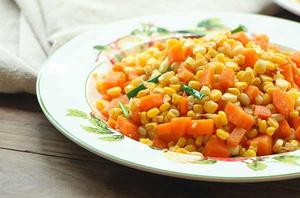 胡蘿蔔炒玉米 胡蘿蔔炒玉米