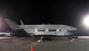 美國空軍X-37B無人駕駛軌道測試飛行器