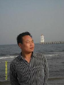 秦雨[河南省青年美術家協會常務理事]