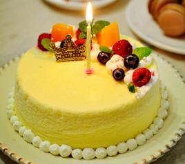 輕乳酪生日蛋糕 輕乳酪生日蛋糕