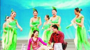 化州市調演的方言板劇《蛇袋緣》