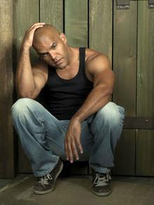 <<越獄>>[美國2005年溫特沃思·米勒主演電視劇]