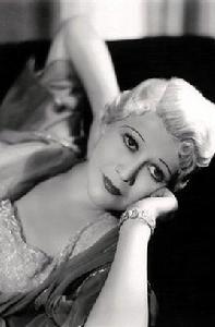 格拉黛絲·喬治 格拉黛絲·喬治