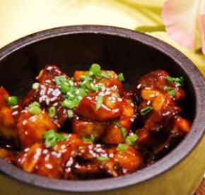 醬香黃豆燜豬手 醬香黃豆燜豬手