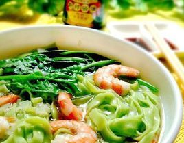 鮮蝦翡翠面 鮮蝦翡翠面