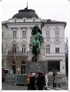 普雷舍倫 普雷舍倫