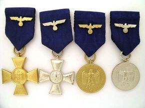 國防軍長期服役獎章
