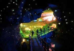 沂水地下螢光湖 沂水地下螢光湖