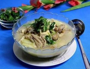 魚湯燉三素 魚湯燉三素